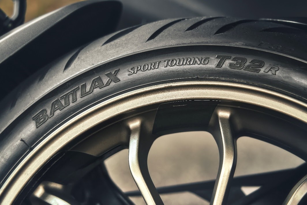 Battlax Sport Touring T32 2